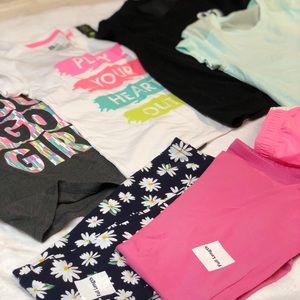 Set of girl’s active wear size 7/8